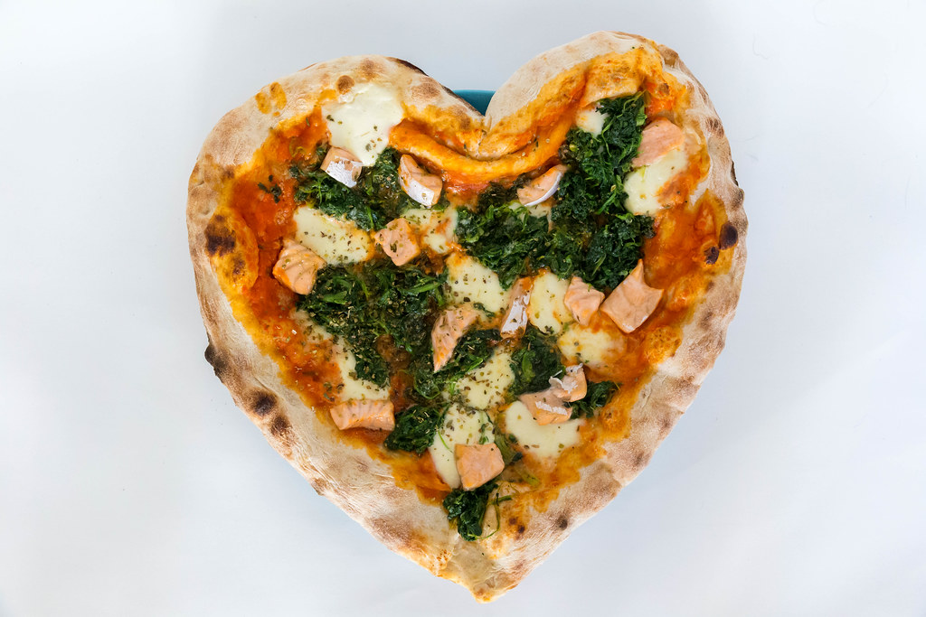 Pizza en forme de cœur pour la saint-valentin